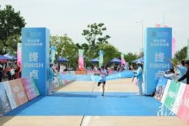 西雅图水手队终结 21 年季后赛荒，凭借卡利（Cal Raleigh）的再见轰杀入十月赛场